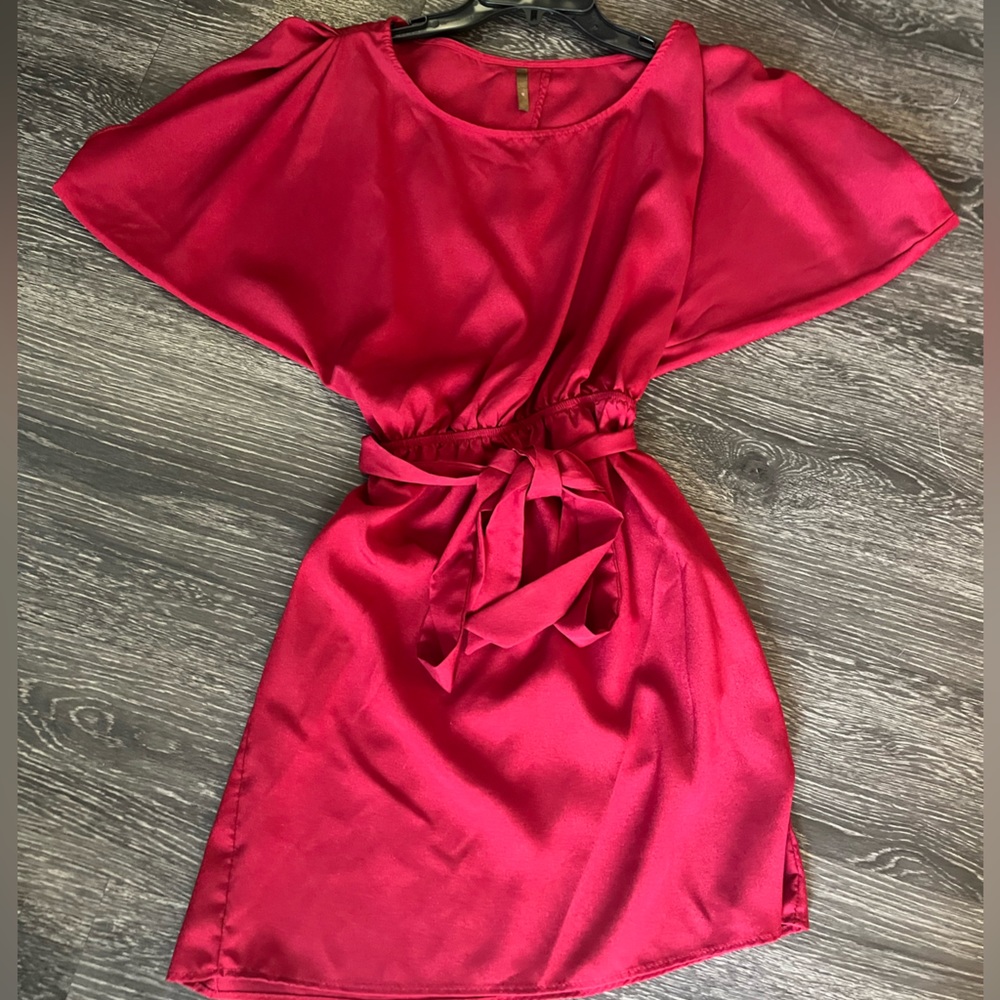 Red mini dress - peek-a-boo back